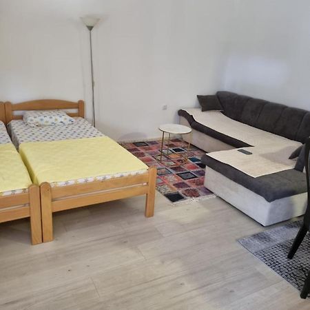 Apartments Maria Ivanica Eksteriør billede